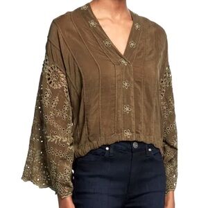 Johnny Was Merissa Floral Eyelet Crop Martini Olive Top Size Medium